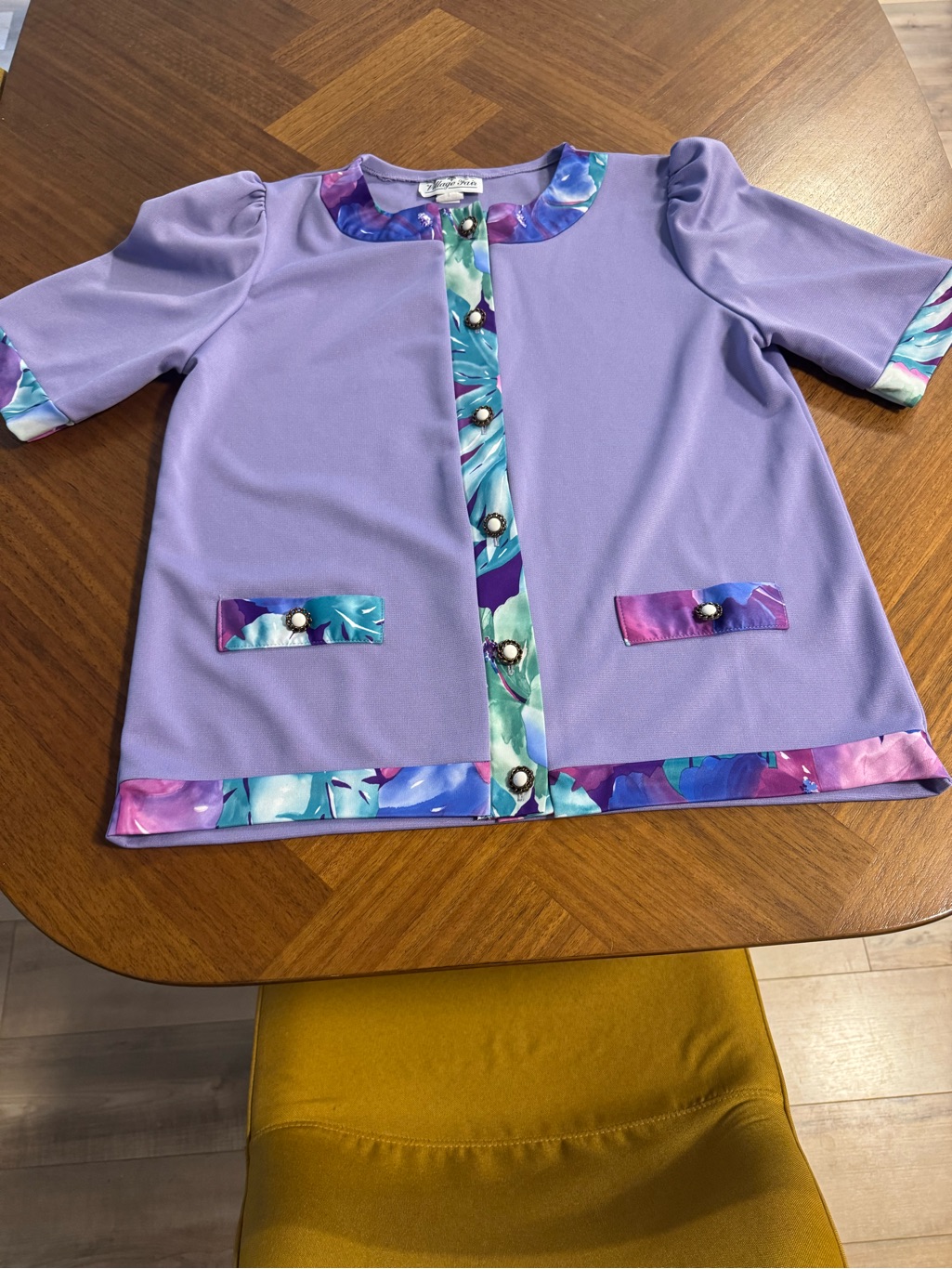 Vintage Lavender Floral-Trim Short Sleeve Jacket